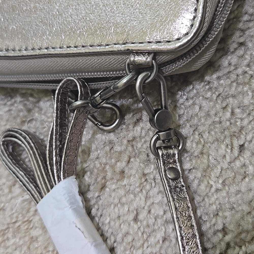 Like New The Sak Gold Metallic Wallet with Strap - Picture 9 of 12